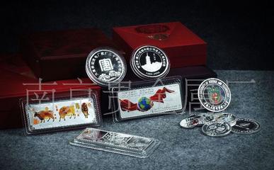 订制金银纪念章(币) 有色金属的珍贵印记